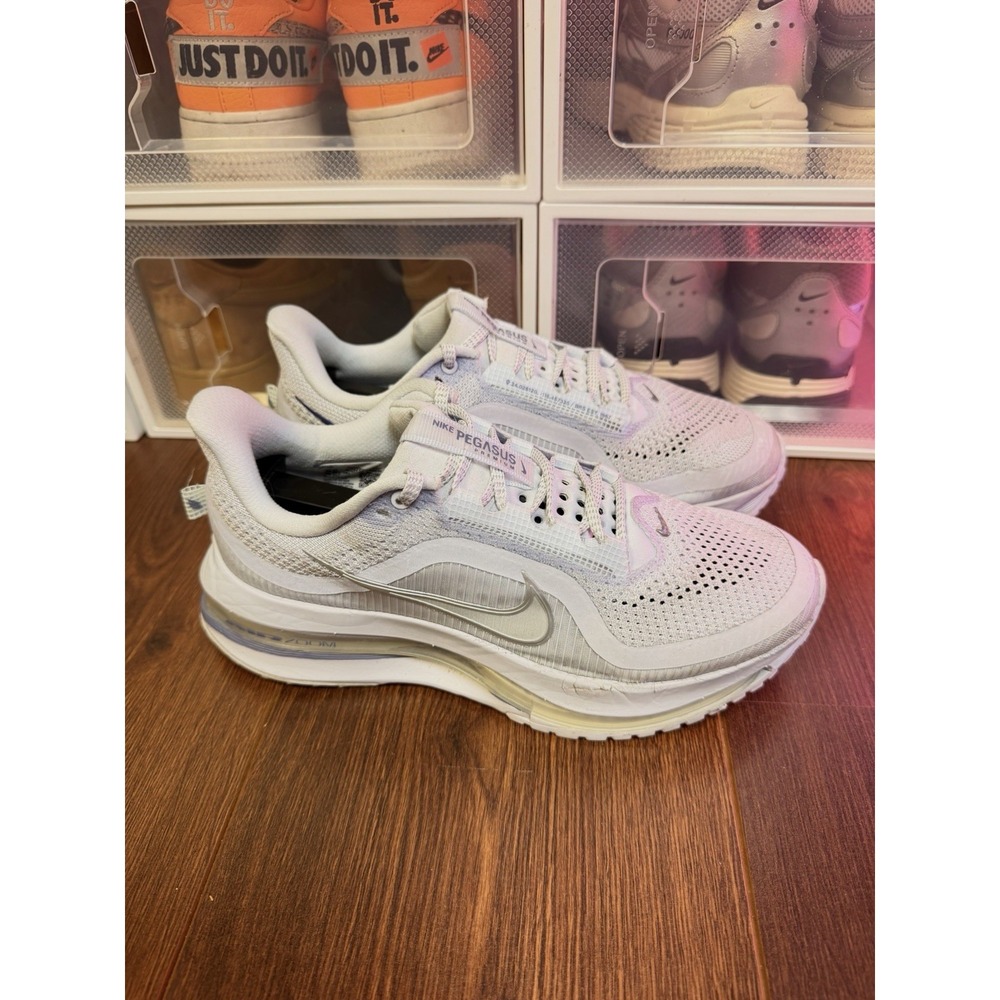 Size 8 - Nike Pegasus Premium Football Grey W HQ2593-006